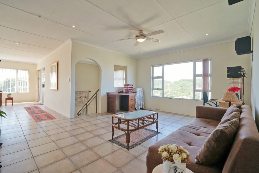 5 Bedroom Property for Sale in Seavale Eastern Cape
